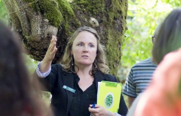 Dr. Tara Moreau awarded 2020 Marsh Award for Education in Botanic Gardens